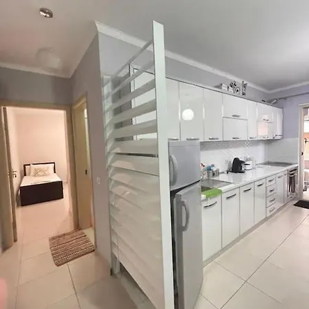 Sina Apartment *